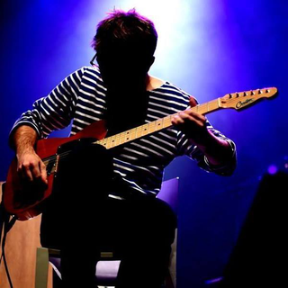  0 (the band whose name is pronounced &quot;zero&quot;) + XAVIER DUBOIS